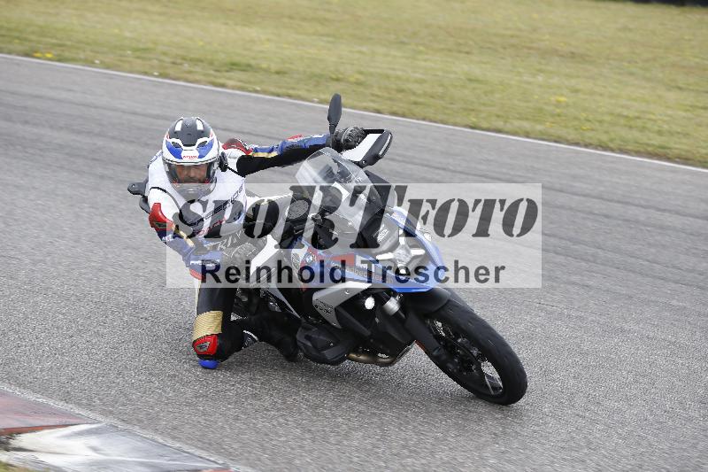 Archiv-2025/19 26.05.2025 FREERIDE Training ADR/Gruppe B/team